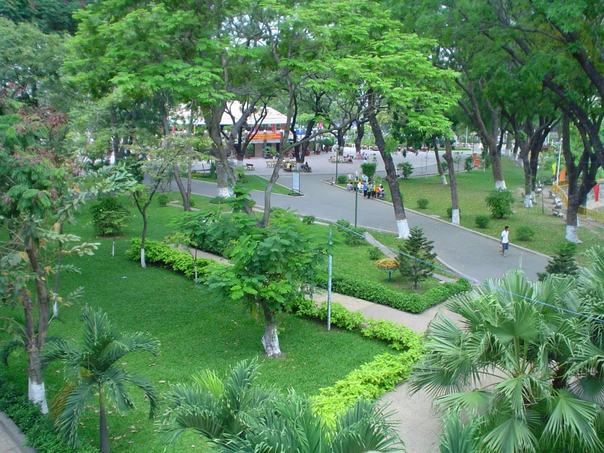 Công viên Phú Lâm quận Bình Tân gần dự án Moonlight Boulevard của Hưng Thịnh